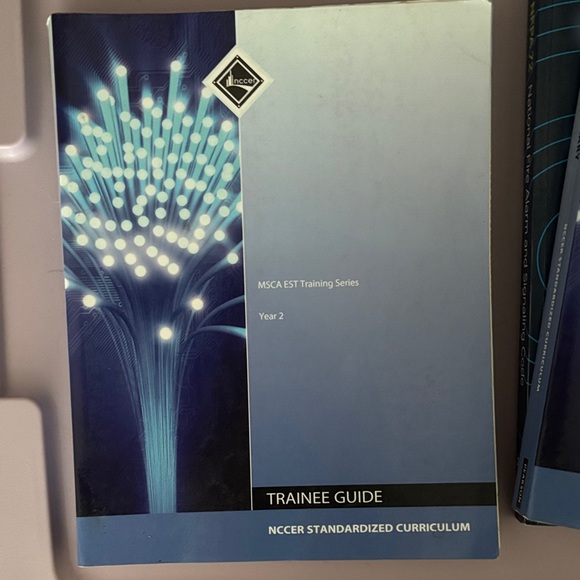 Pearson Custom Library Blue Trainee Guide - Picture 4 of 5